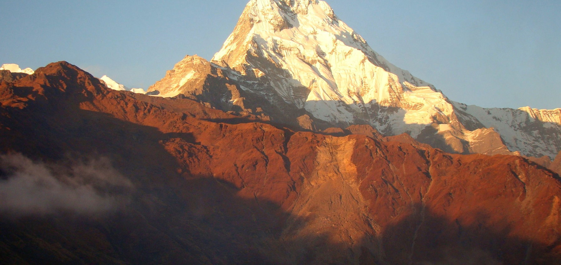 Everest Base Camp vs Gokyo Lakes: which side of the mountain are you?