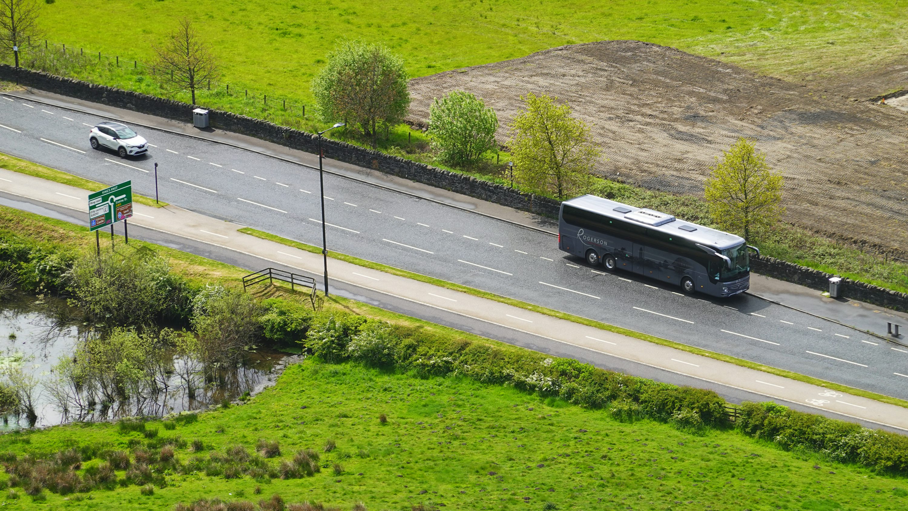 Giant Ibis coach on the highway