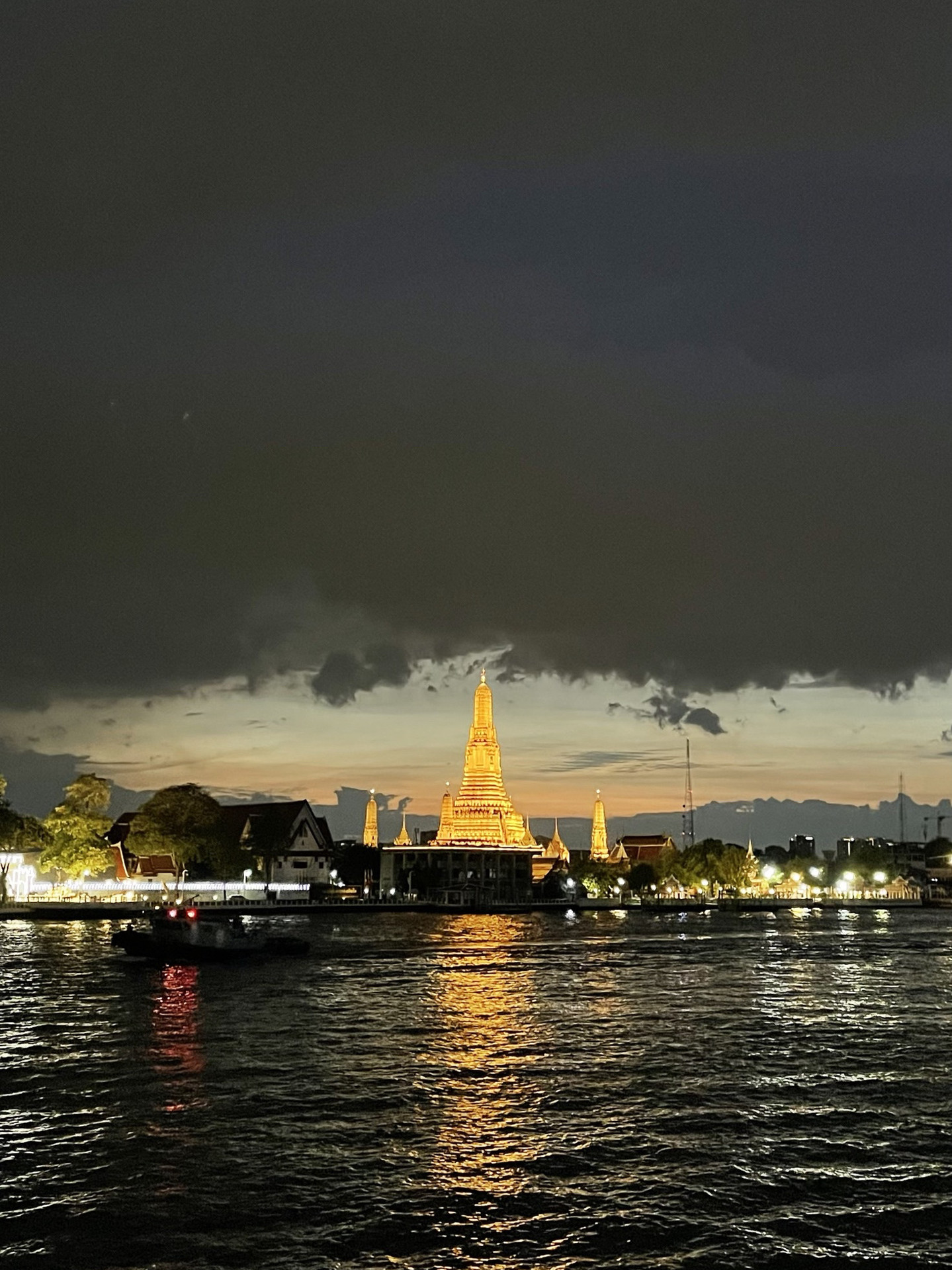Wat Arun, Bangkok at night