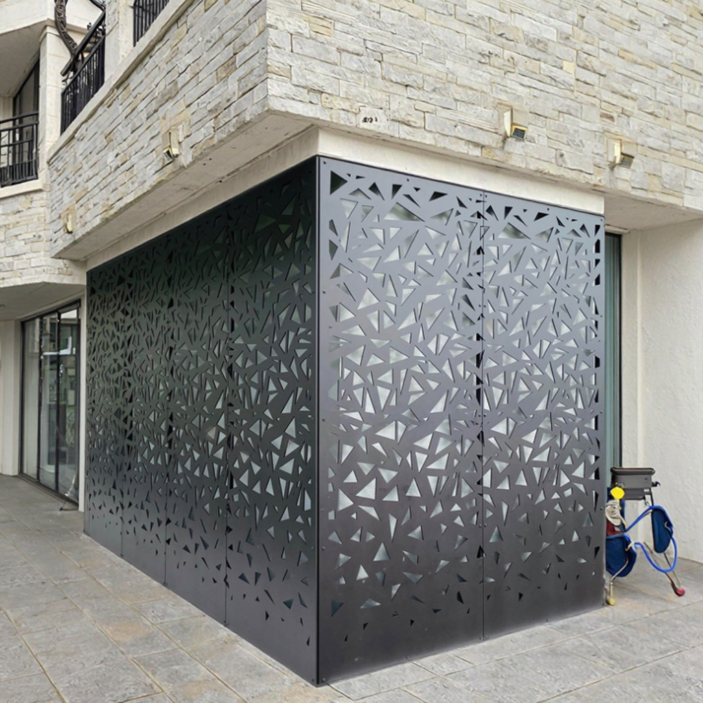 Objet : Panneau façade ajouré